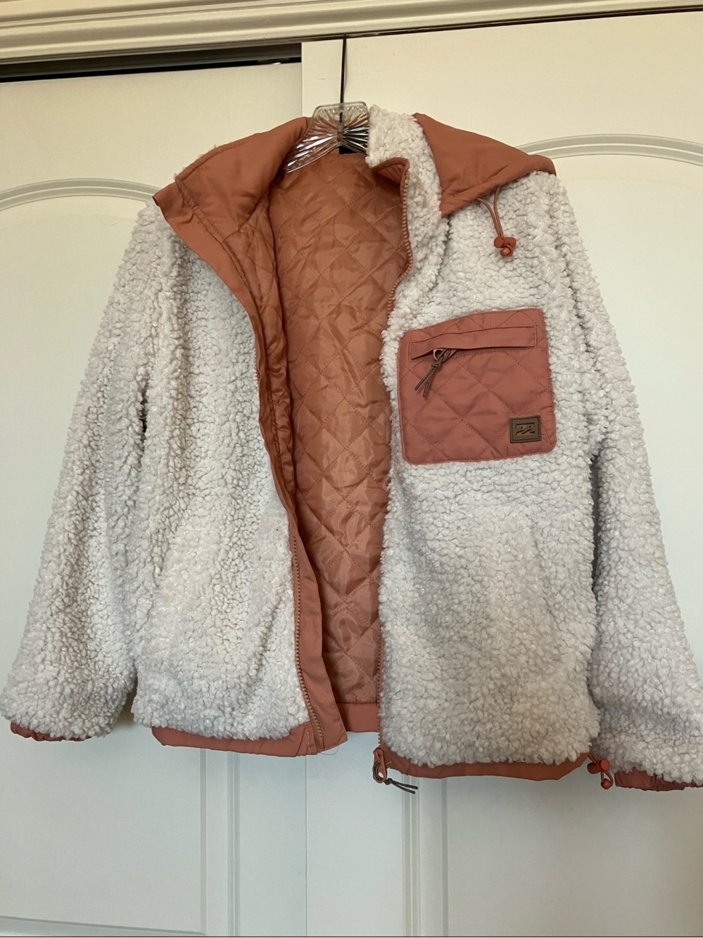 Billabong white Sherpa Jacket with Dusty Rose Trim size small